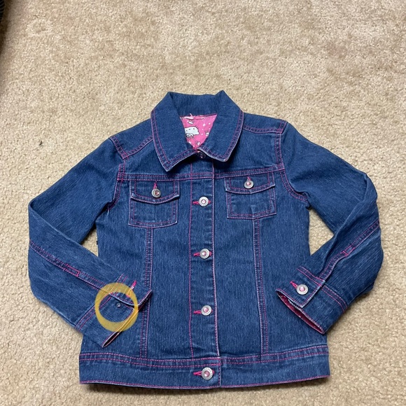 Hello Kitty Girls Jean Jacket Sz6 Beaded Kitty On Back Button Front Long Sleeve. - Picture 3 of 10